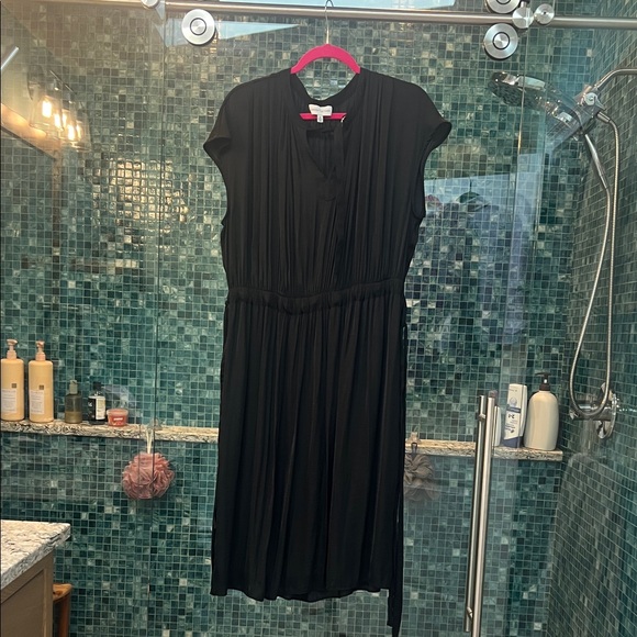 Gibson Latimer Black Midi Dress - Picture 1 of 5
